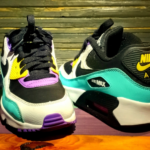 Nike Air Max 90 - Picture 2 of 4